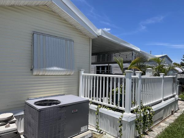 1995  Mobile Home For Sale