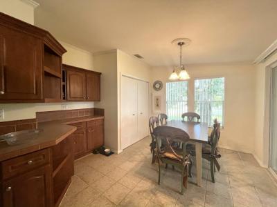 Photo 3 of 20 of home located at 7300 20th Street #292 Vero Beach, FL 32966