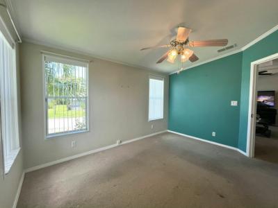 Photo 4 of 20 of home located at 7300 20th Street #292 Vero Beach, FL 32966