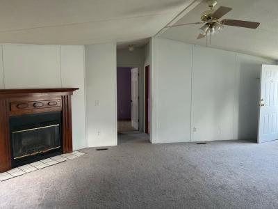 Photo 4 of 22 of home located at 1975 Chipper Drive Edgewood, MD 21040