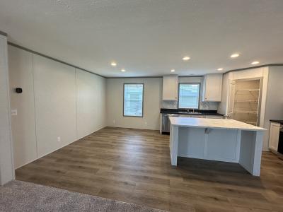 Photo 5 of 21 of home located at 140 Lisa Kay White Lake, MI 48386