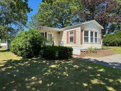 Photo 1 of 25 of home located at 16 Farmington Drive Dover, NH 03820