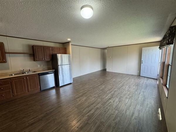 2021 LH166432-F  Home