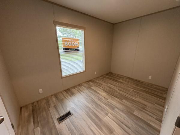 2025 22MAC16663AH25  Home