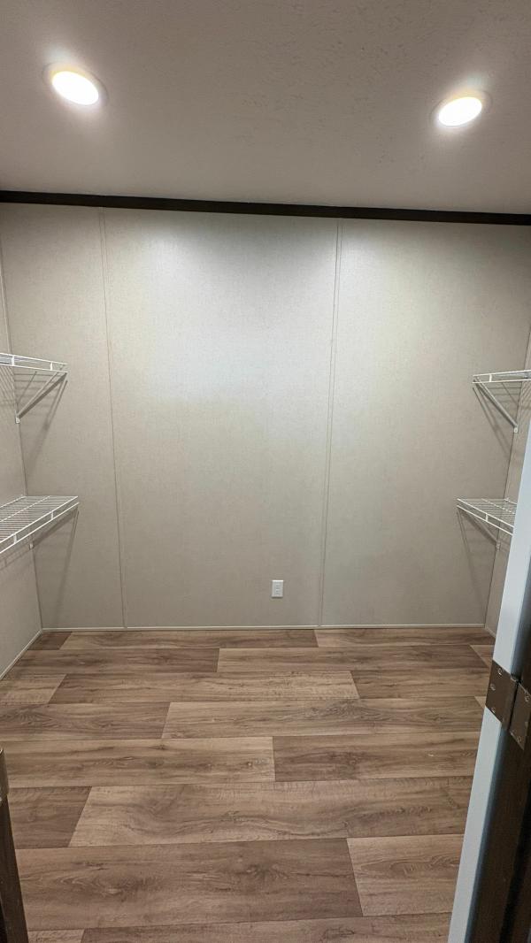 2025 Clayton Homes Inc Dynamic Mobile Home