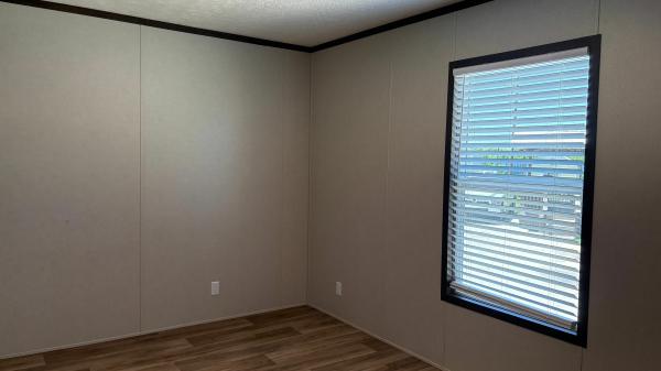 2025 Clayton Homes Inc Dynamic Mobile Home