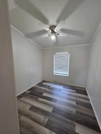 1998 Skyline Manufactured Home