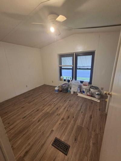 Photo 4 of 8 of home located at 21177 West Spruce Street Warrenton, MO 63383