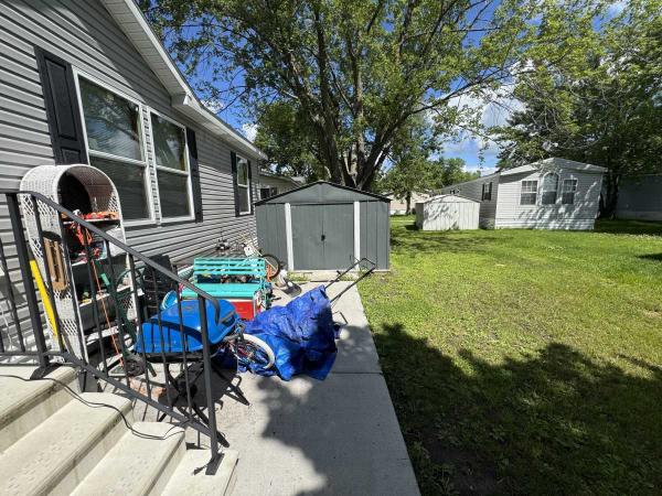 Photo 5 of 2 of home located at 206 Biscayne Lane Rockford, MN 55373