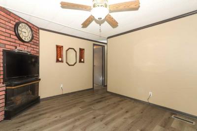 Photo 5 of 8 of home located at 180 Lavista Winter Springs, FL 32708