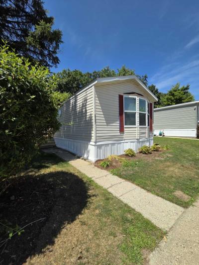 Photo 2 of 11 of home located at 2527 Bell Wixom, MI 48393