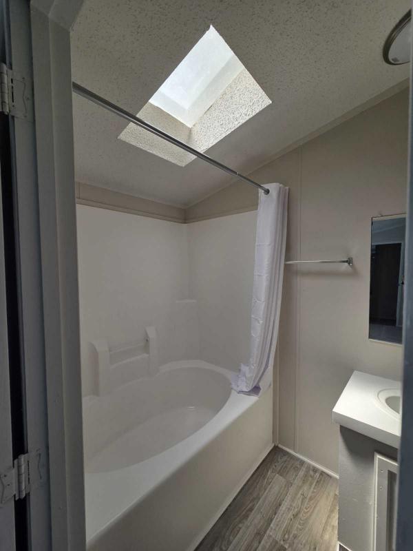1999 Skyline Manufactured Home