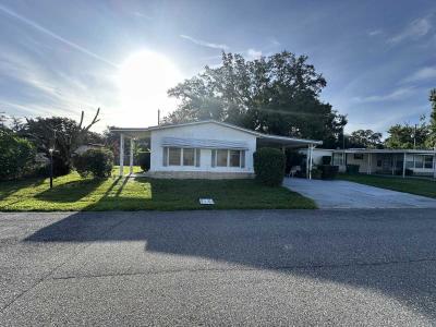 Photo 2 of 18 of home located at 31 Lavender Lane Eustis, FL 32726