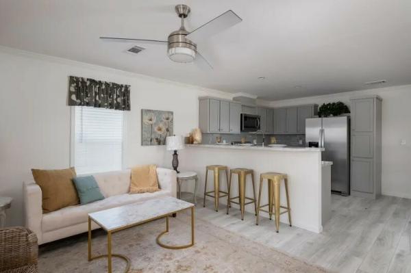 Photo 1 of 2 of home located at 6121 Collins Rd, #248 Jacksonville, FL 32244