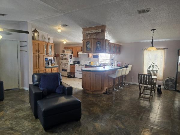 1998 OAKH Manufactured Home
