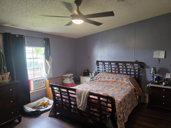 1998 OAKH Manufactured Home