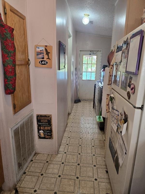 1998 OAKH Manufactured Home