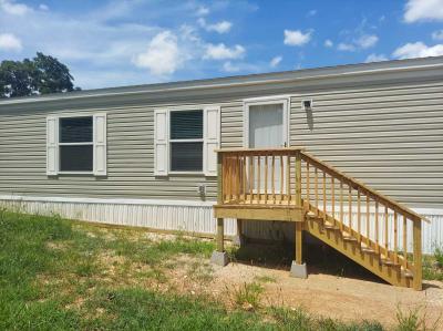 Photo 4 of 23 of home located at 7534 Us-60 #116 Republic, MO 65738