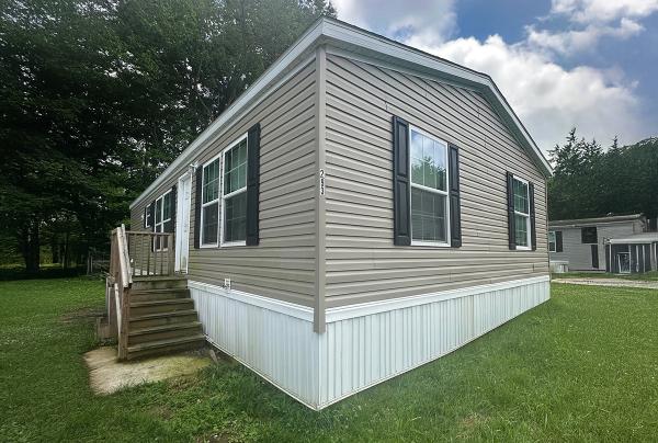 Photo 1 of 1 of home located at 293 Shady Brook Heights Greenwood, IN 46142