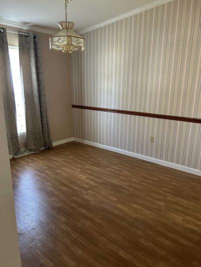 Photo 4 of 12 of home located at 915 Oak Ridge Terrace Whiting, NJ 08759