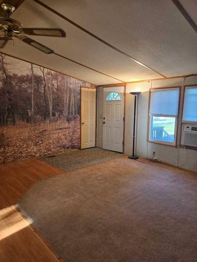 Photo 2 of 4 of home located at 629 Turquoise Whitmore Lake, MI 48189