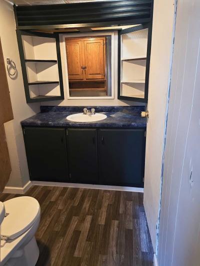 Photo 5 of 7 of home located at 39 Village Ct Mediapolis, IA 52637