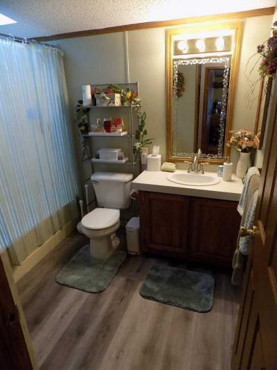 Photo 5 of 51 of home located at 7066 Carson Dr Romulus, MI 48174