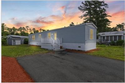 Photo 2 of 8 of home located at 132 Queen Dr West Wareham, MA 02576