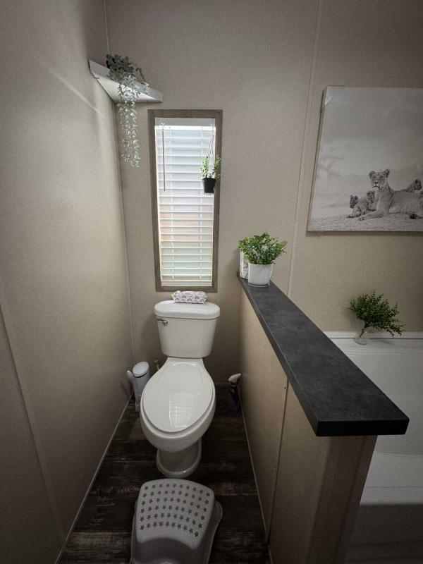 2019 Clayton Homes 31IND16763IH19 Manufactured Home