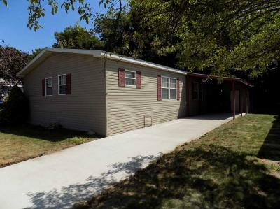 Mobile Home at 51303 America Belleville, MI 48111