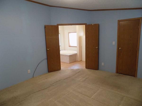 1994 Commodore Manufactured Home