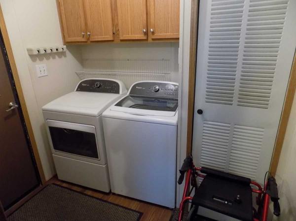 1994 Commodore Manufactured Home