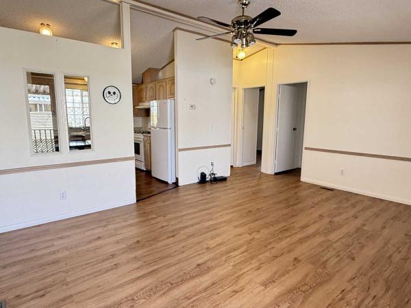 1993 FLEETWOOD SUNPOINT Manufactured Home
