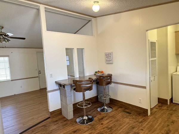 1993 FLEETWOOD SUNPOINT Manufactured Home