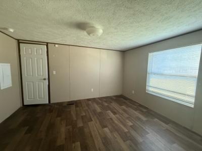 Photo 3 of 9 of home located at 805 Adams Ln Canton, MS 39046