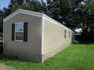 Photo 2 of 14 of home located at 103 Murrah St Crystal Springs, MS 39059