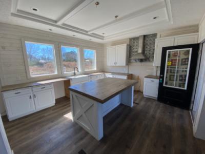 Photo 5 of 14 of home located at 144 Bussy Rd Hallsboro, NC 28442