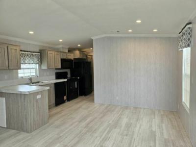 Photo 3 of 7 of home located at 3301 58th Avenue North, #409 Saint Petersburg, FL 33714