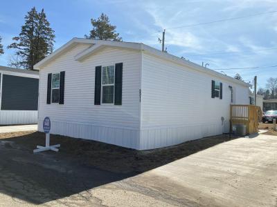 Photo 2 of 9 of home located at 2311 Hawaii Drive, Site # 22 Janesville, WI 53548