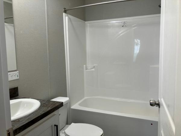 2025 Champion Home Builders, Inc. mobile Home