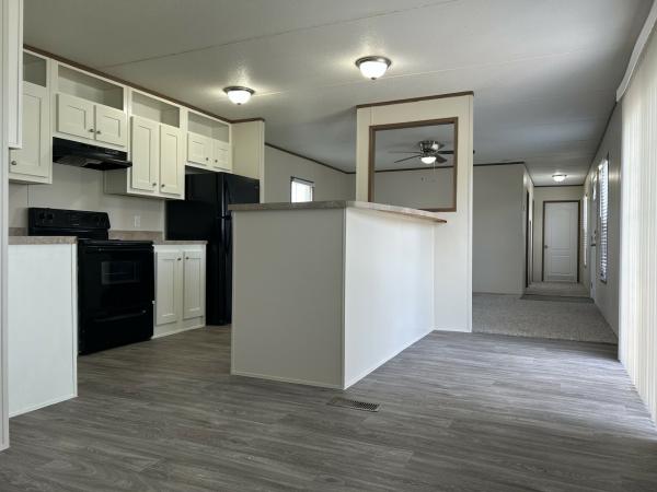 2015 Clayton 31SUN16763A Mobile Home