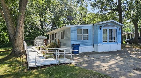 Photo 1 of 2 of home located at 1347 Kitchener Drive Lot 231 Muskegon, MI 49444