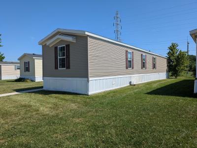 Photo 3 of 3 of home located at 25354 Oxford Woodhaven, MI 48183