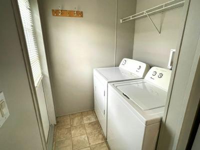 Photo 4 of 17 of home located at 345 Pattie Lane Lynwood, IL 60411