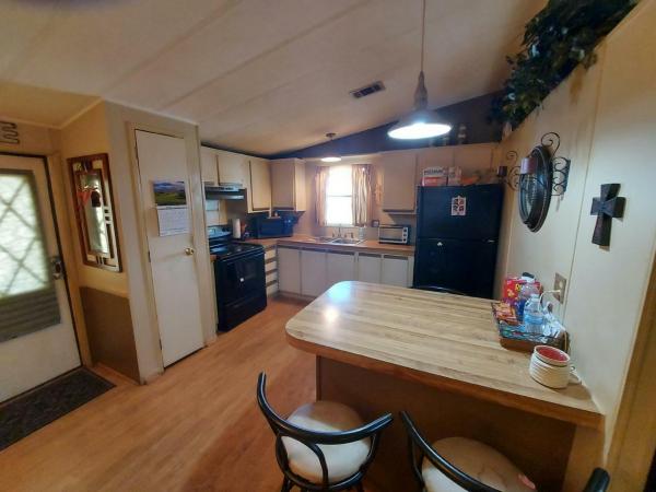 1987 Brookfield 3362K Manufactured Home