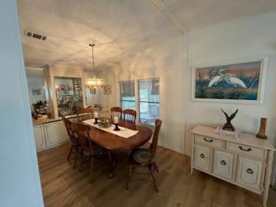 Photo 5 of 19 of home located at 1405 82nd Avenue, Site #54 Vero Beach, FL 32966