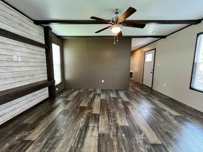 Photo 4 of 30 of home located at 123 Betty #Be123 Conroe, TX 77301
