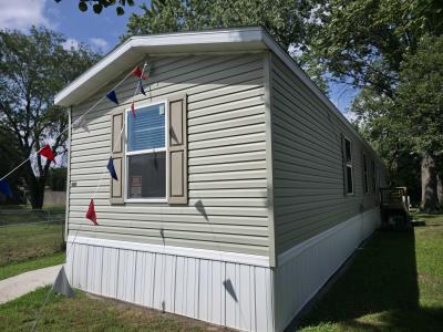 Photo 4 of 27 of home located at 1800 SW 12th #37 Lincoln, NE 68522