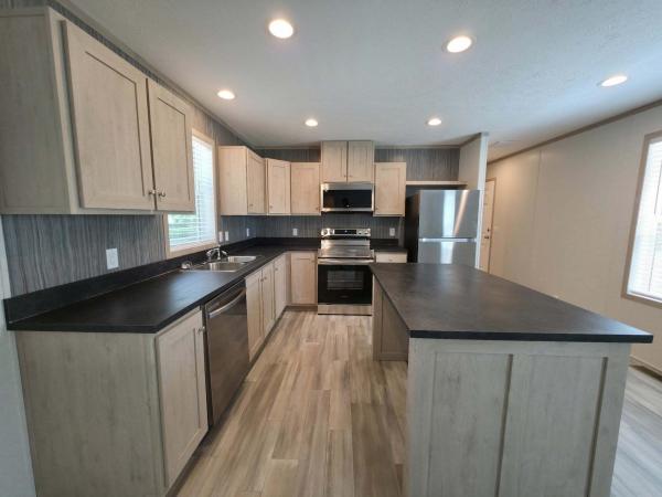 2025 Clayton - Wakarusa Mobile Home