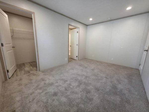 2025 Clayton - Wakarusa Mobile Home